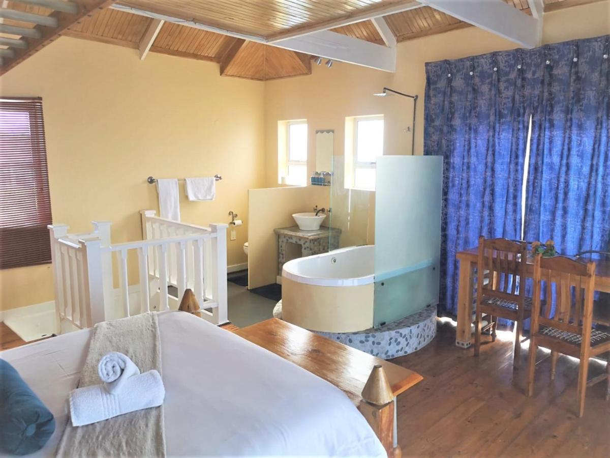 Point Village Guest House 모젤베이 외부 사진