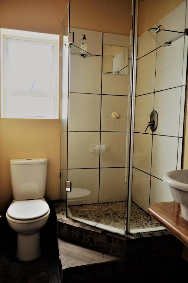 Point Village Guest House 모젤베이 외부 사진