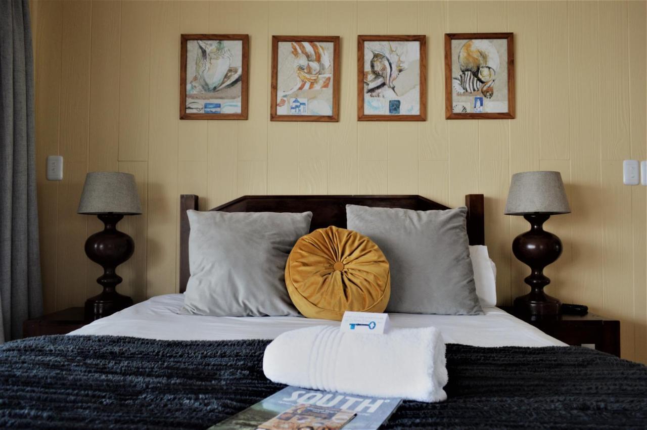 Point Village Guest House 모젤베이 외부 사진